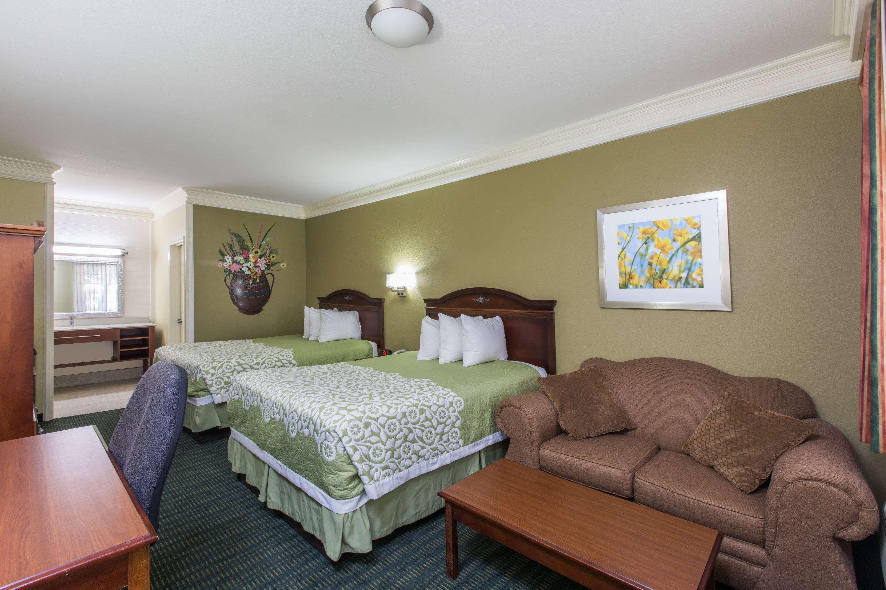 Days Inn & Suites Big Spring Eksteriør bilde