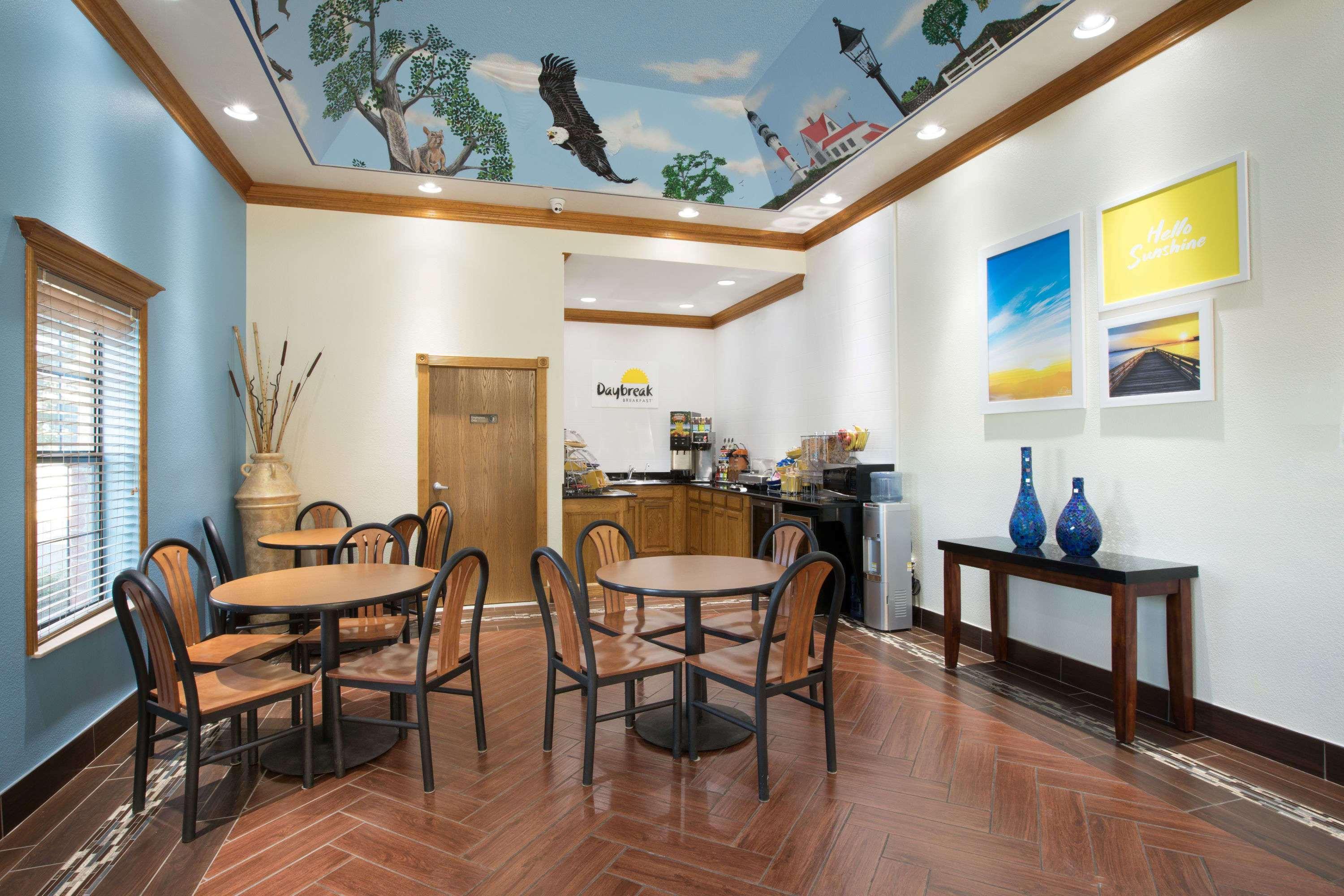 Days Inn & Suites Big Spring Eksteriør bilde